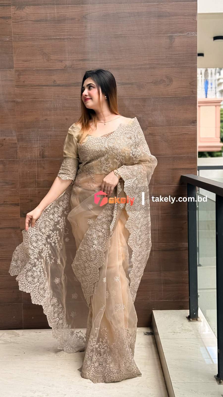 এক্সক্লুসিভ অর্গানজা পার্টি শাড়ি। EMB-107